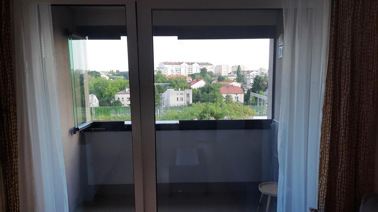 Ferienwohnung Ursa - Wygodny Apartament I Bezplatny Parking Na Miejscu Warschau Exterior foto